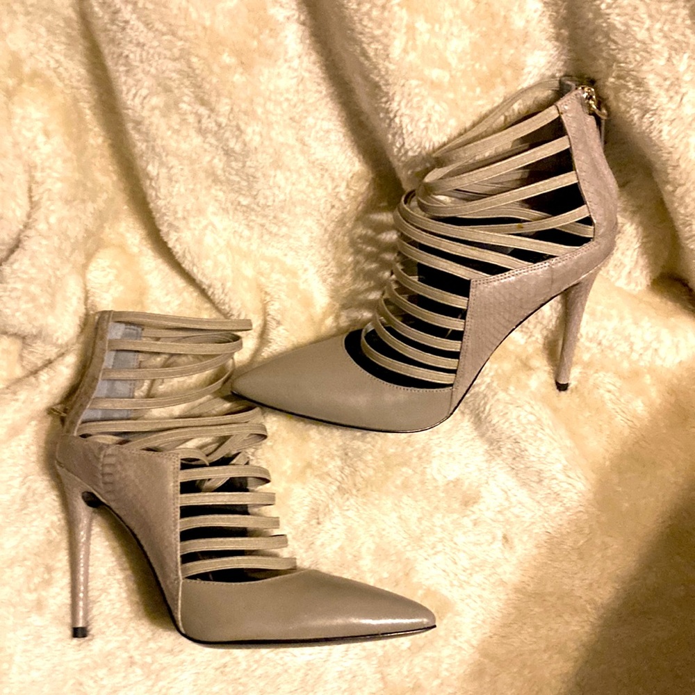 Kenneth Cole heels